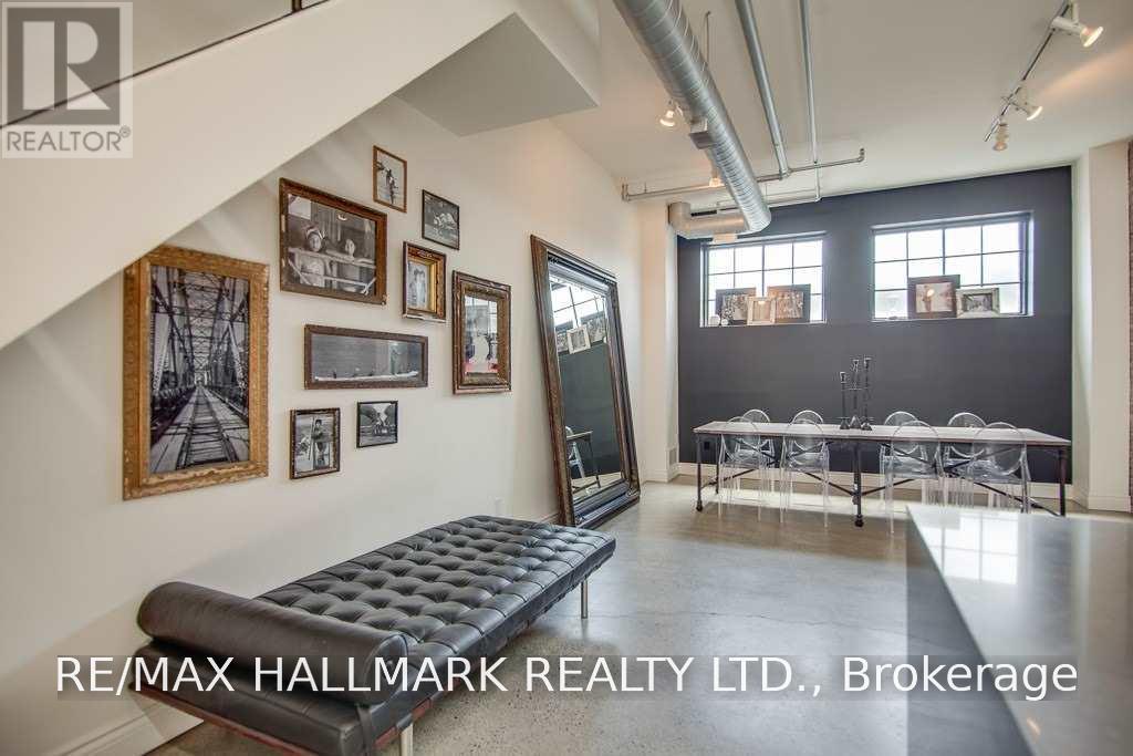 7 - 6 Bartlett Avenue, Toronto, Ontario  M6H 3E8 - Photo 5 - W13645204