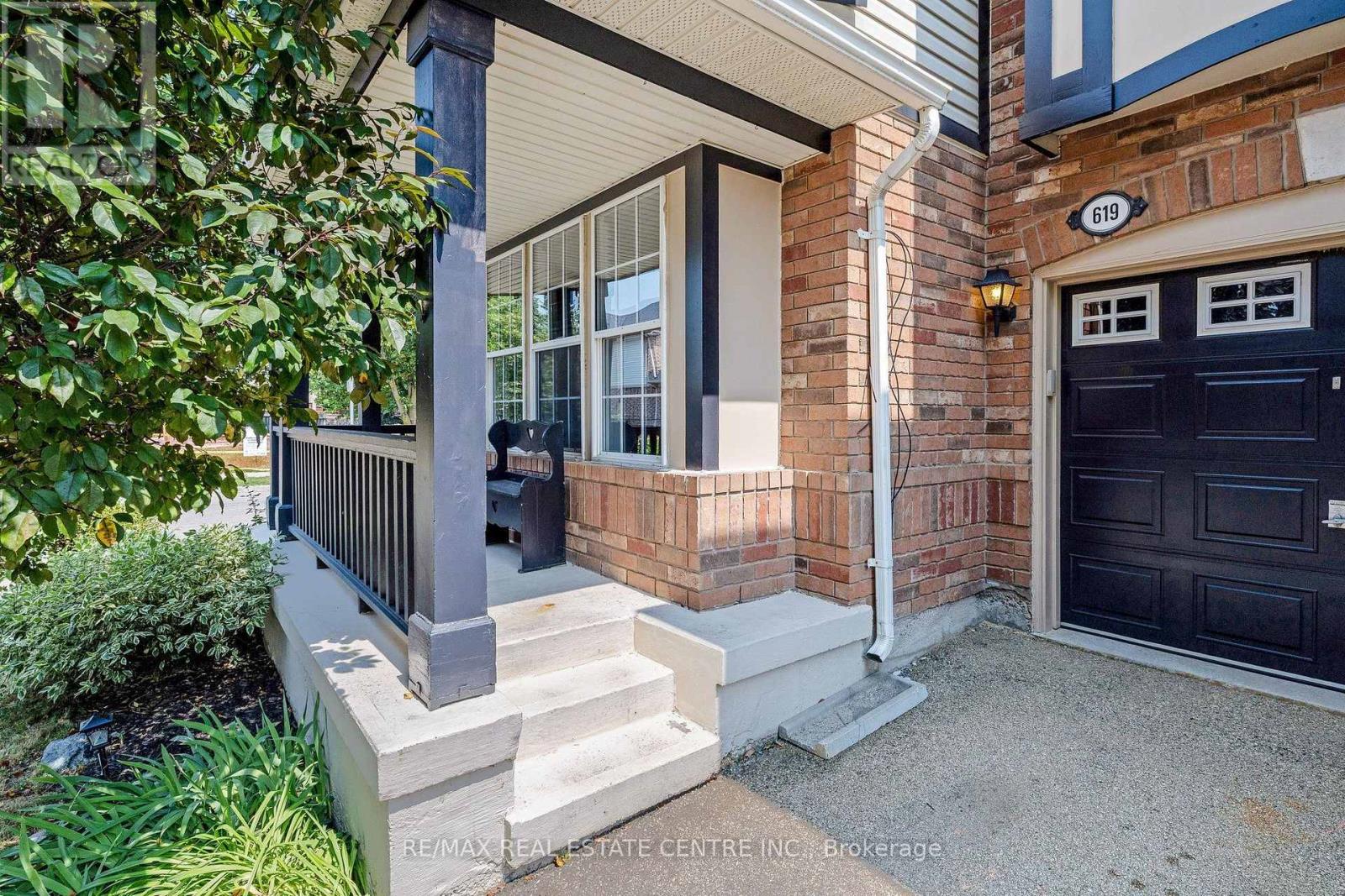 619 Porter Way, Milton, Ontario  L9T 5V9 - Photo 5 - W13645208