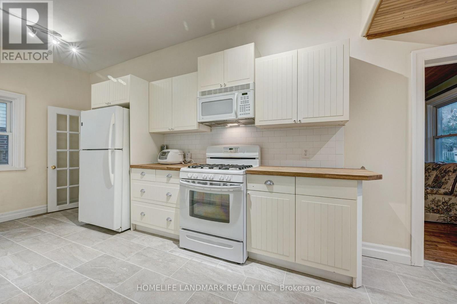 2174 New Street, Burlington, Ontario  L7R 1H8 - Photo 10 - W13645212
