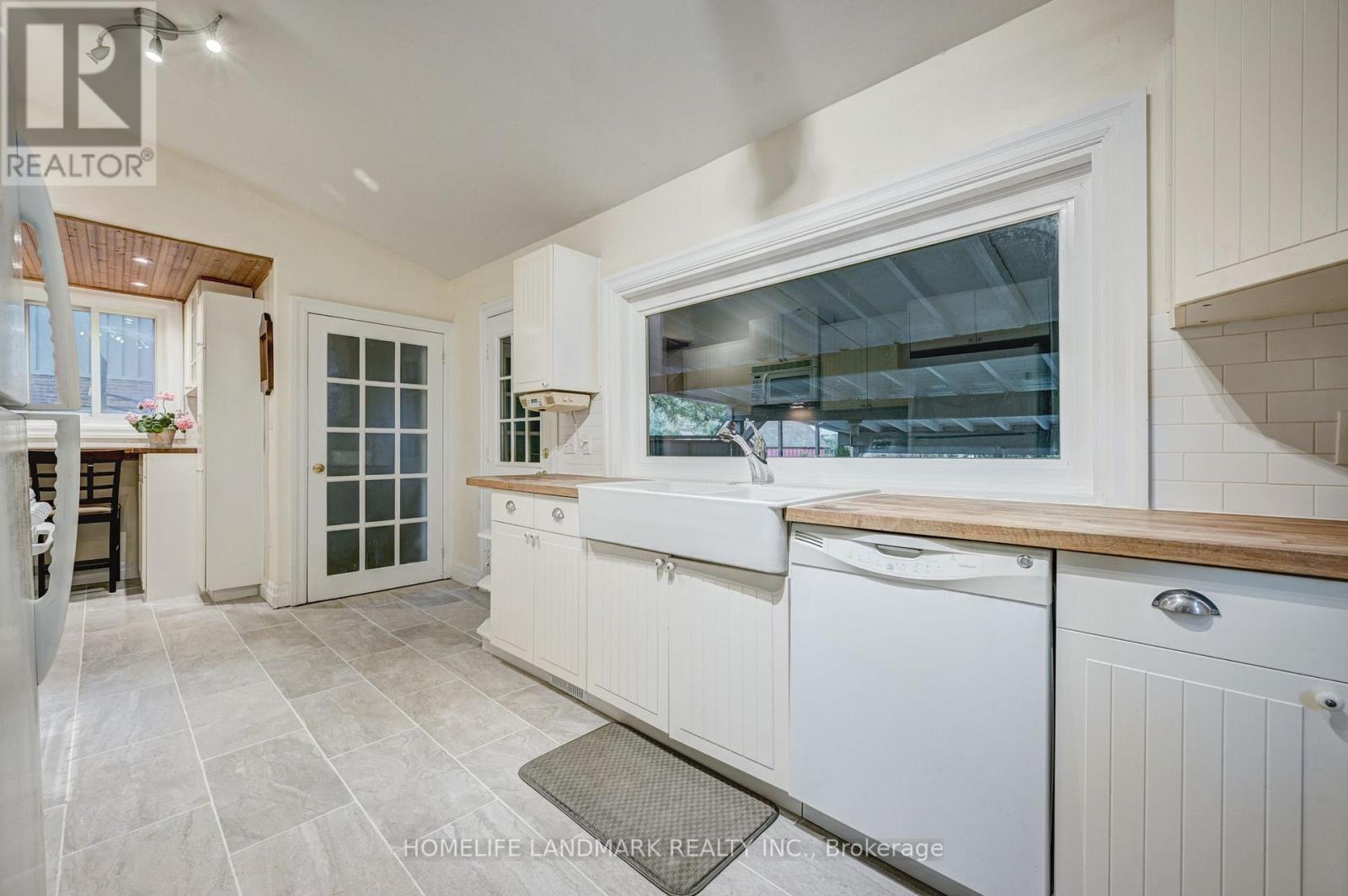 2174 New Street, Burlington, Ontario  L7R 1H8 - Photo 12 - W13645212
