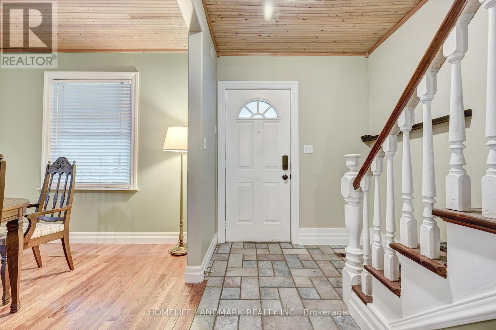 2174 New Street, Burlington, Ontario  L7R 1H8 - Photo 4 - W13645212
