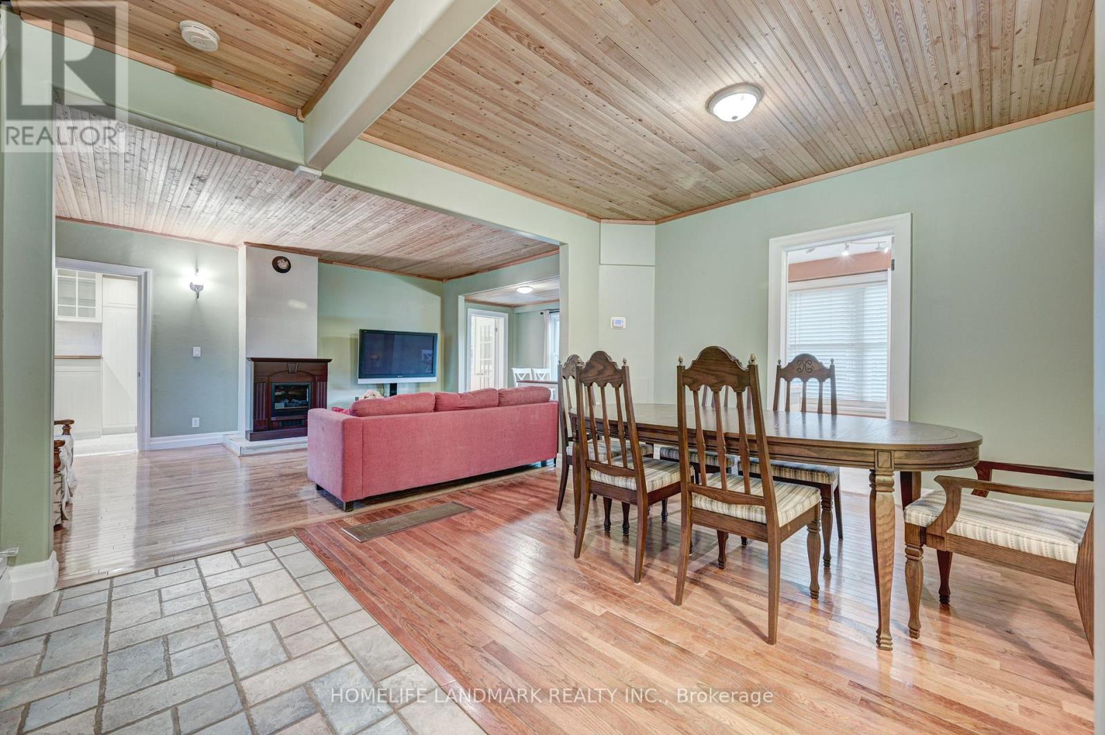 2174 New Street, Burlington, Ontario  L7R 1H8 - Photo 8 - W13645212