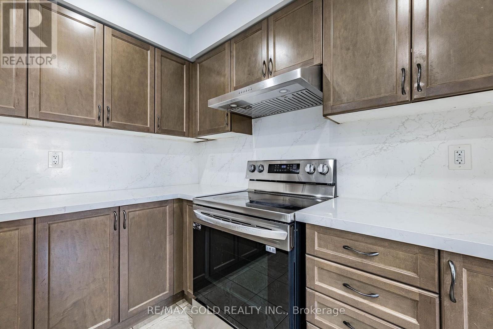 98 Bannister Crescent, Brampton, Ontario  L7A 4H4 - Photo 22 - W13645244