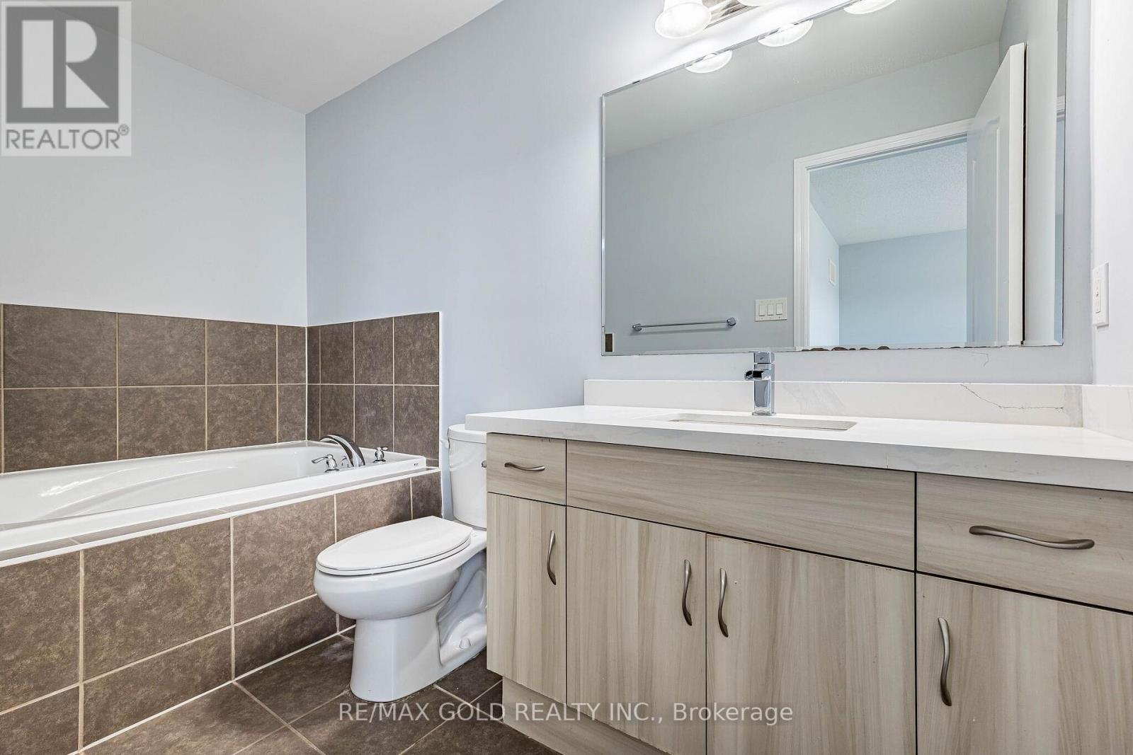 98 Bannister Crescent, Brampton, Ontario  L7A 4H4 - Photo 37 - W13645244