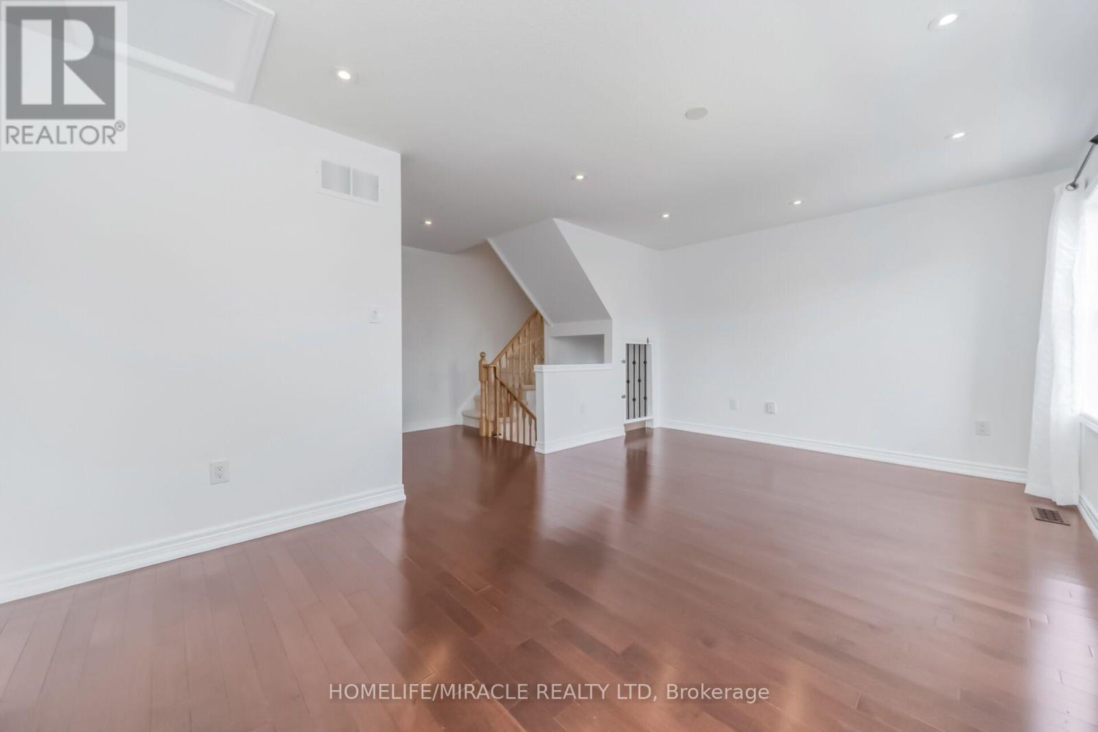 257 Gatwick Drive, Oakville, Ontario  L6H 7K3 - Photo 20 - W13644028