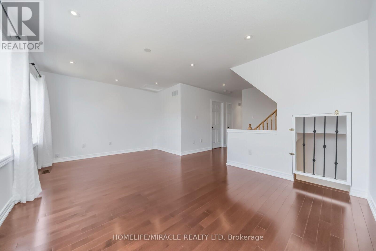 257 Gatwick Drive, Oakville, Ontario  L6H 7K3 - Photo 19 - W13644028