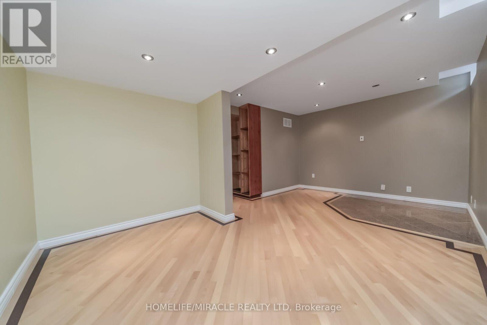 257 Gatwick Drive, Oakville, Ontario  L6H 7K3 - Photo 39 - W13644028