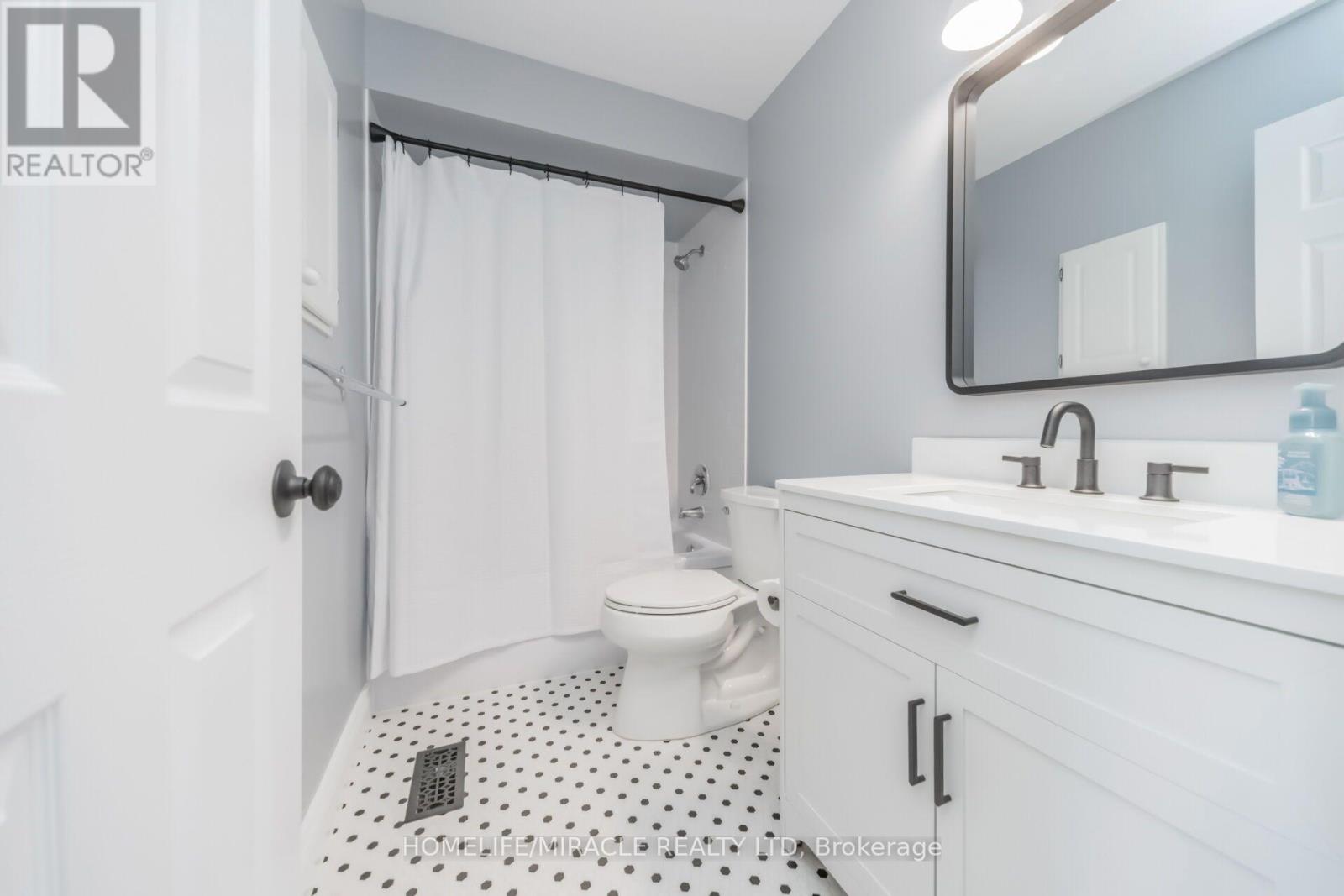 257 Gatwick Drive, Oakville, Ontario  L6H 7K3 - Photo 27 - W13644028
