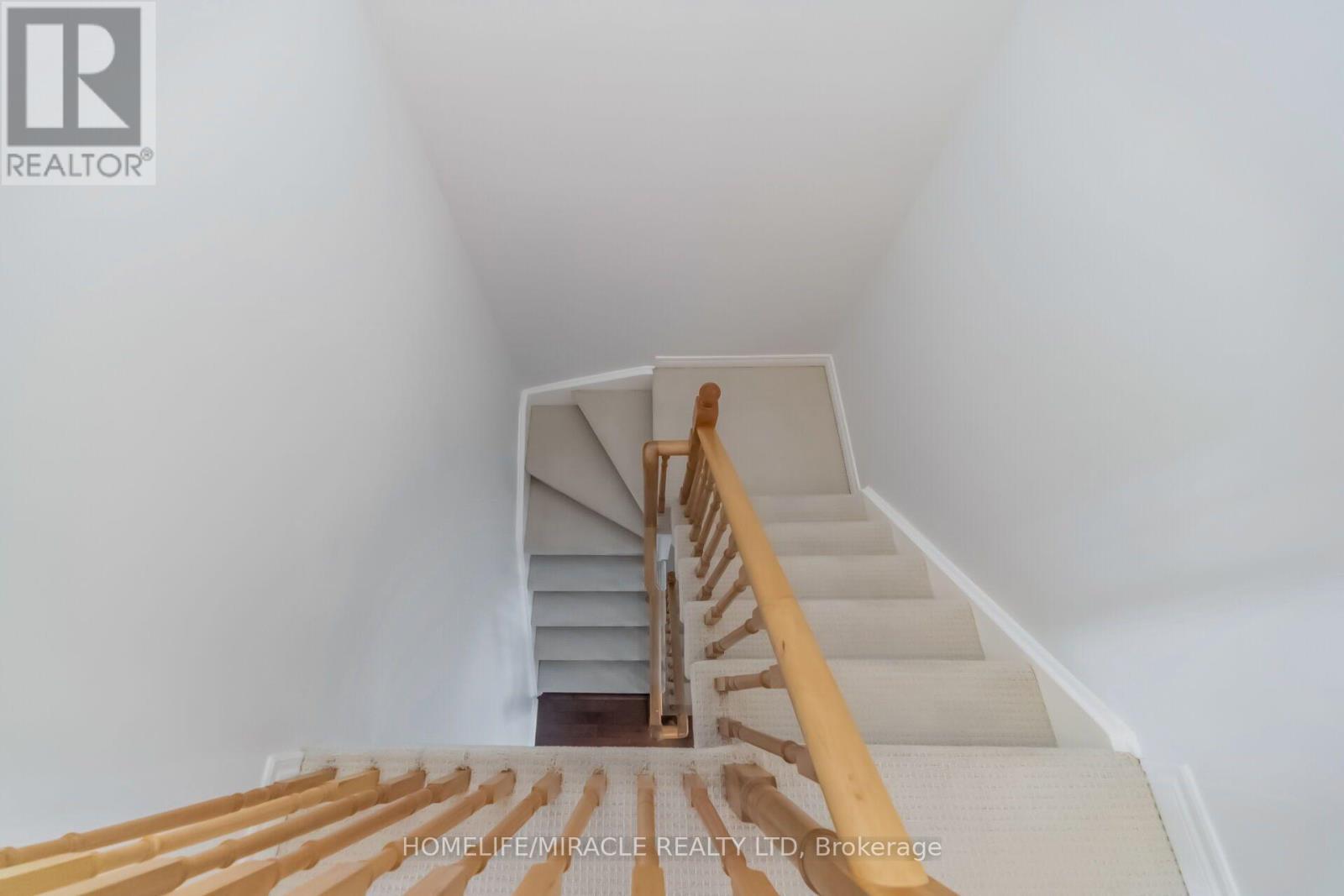 257 Gatwick Drive, Oakville, Ontario  L6H 7K3 - Photo 34 - W13644028