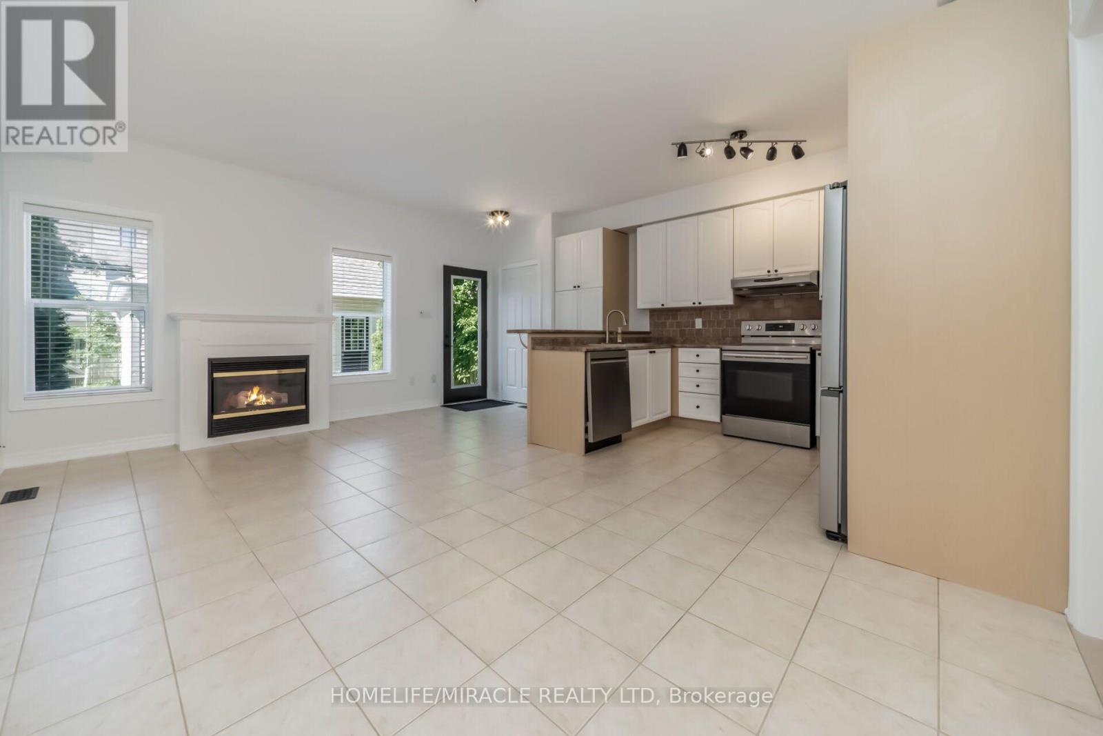 257 Gatwick Drive, Oakville, Ontario  L6H 7K3 - Photo 8 - W13644028