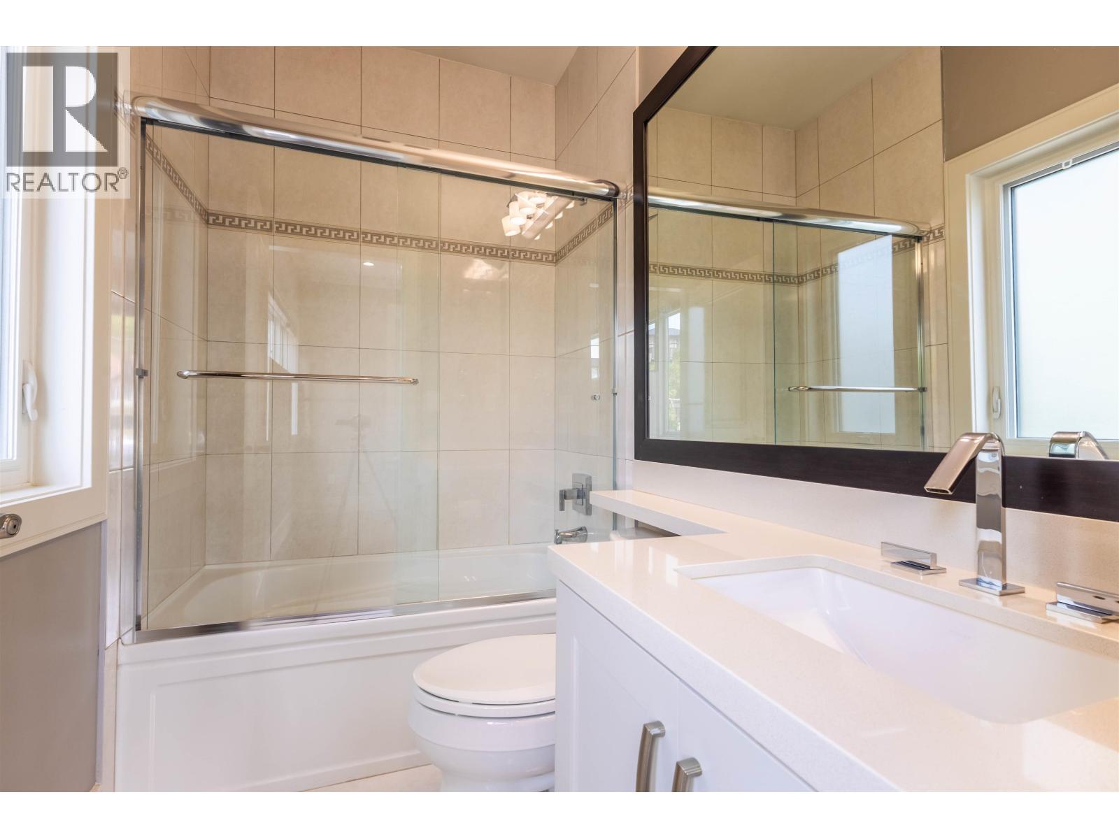 5208 Carson Street, Burnaby, British Columbia  V5J 2Z2 - Photo 17 - R3152521