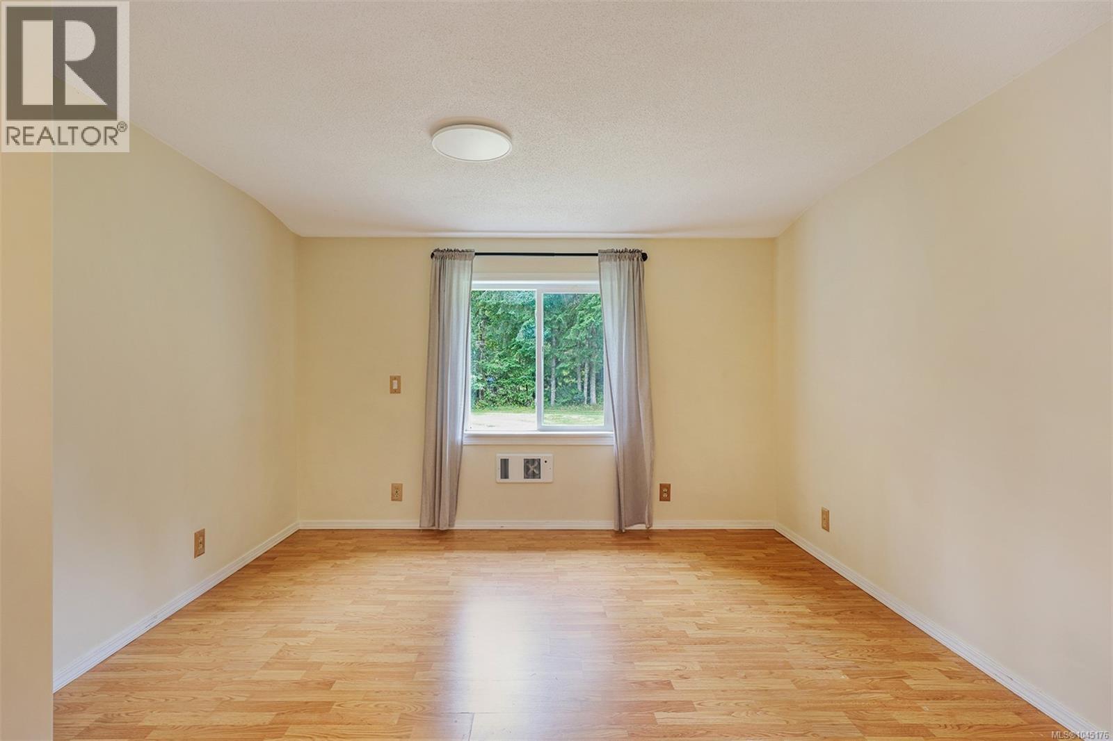 3713 James Cres, Black Creek, British Columbia  V9J 1E9 - Photo 27 - 1045176