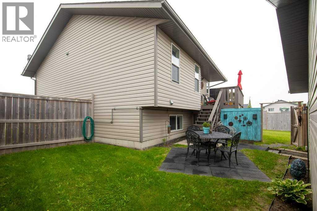 10 Hansen Close, Sylvan Lake, Alberta  T4S 2P1 - Photo 8 - A2330752