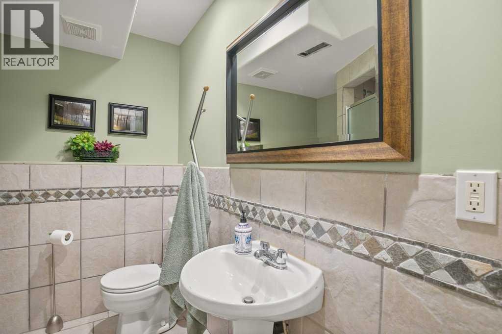 10 Hansen Close, Sylvan Lake, Alberta  T4S 2P1 - Photo 32 - A2330752