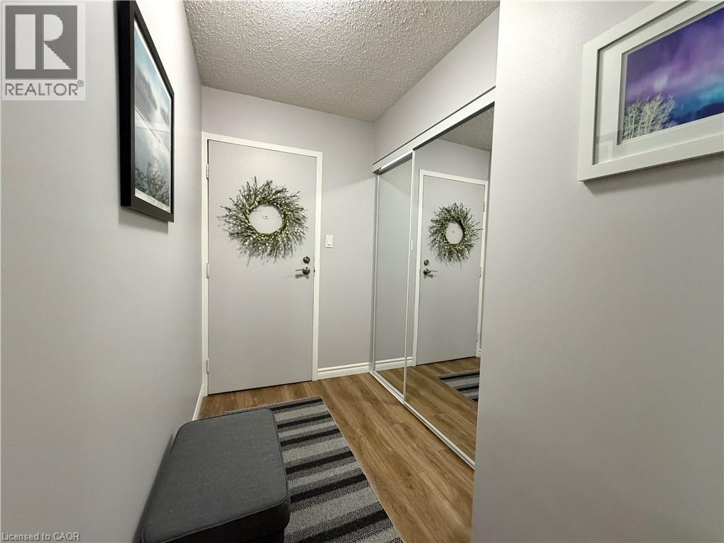 944 Caledonian View Unit# 301, Cambridge, Ontario N3H 1A5 - Photo 4 - 40848969