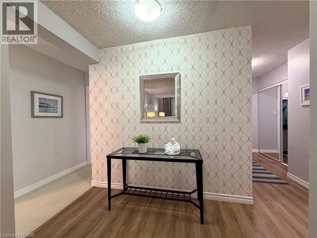 944 Caledonian View Unit# 301, Cambridge, Ontario N3H 1A5 - Photo 5 - 40848969