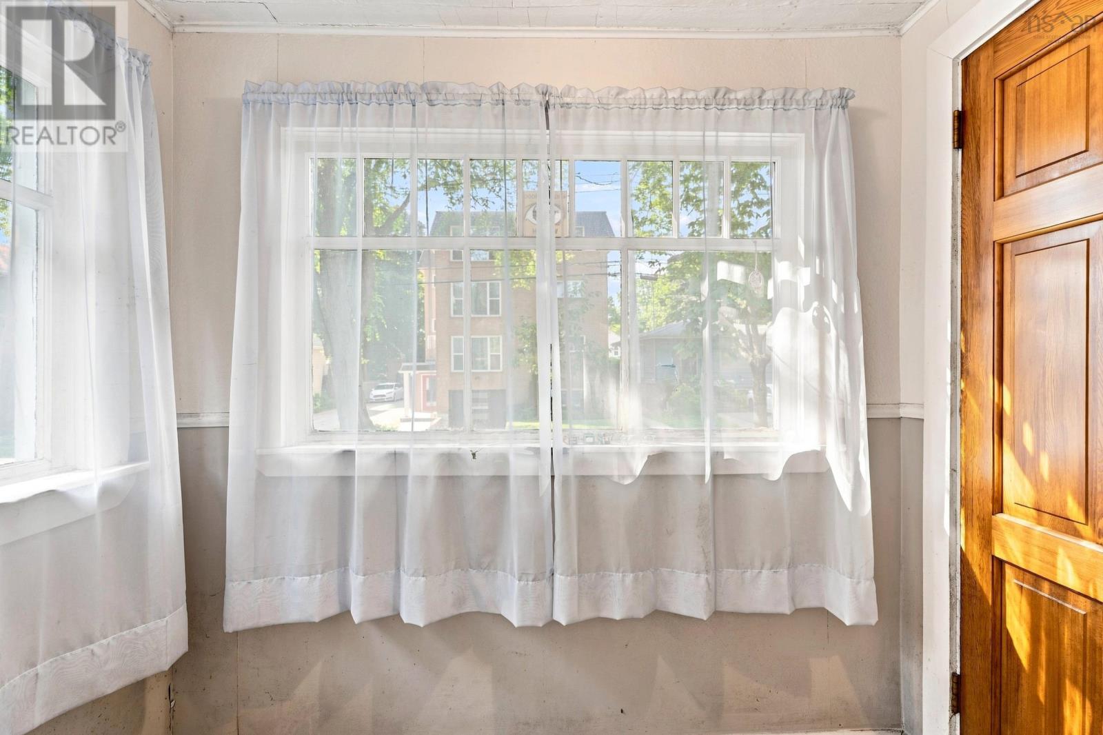 6301 Lawrence Street, Halifax, Nova Scotia  B3L 1J8 - Photo 15 - 202619776