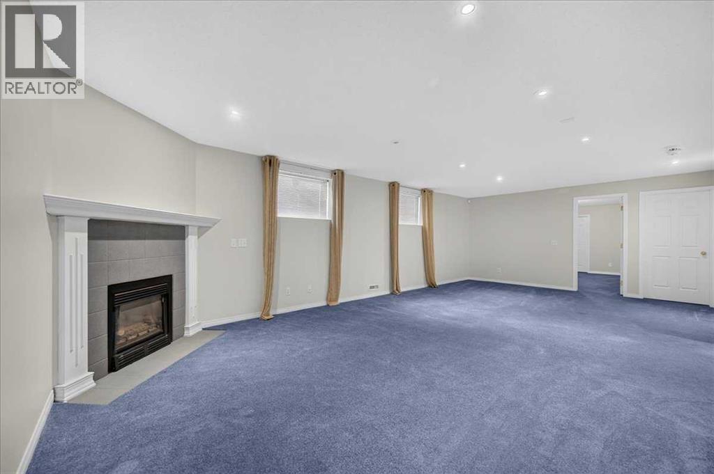 21 Strathearn Gardens SW, Calgary, Alberta  T3H 2R1 - Photo 21 - A2334898