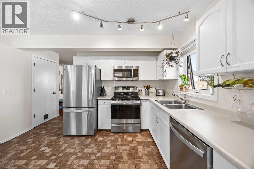 690 Regal Park NE, Calgary, Alberta  T2E 0S6 - Photo 20 - A2335108