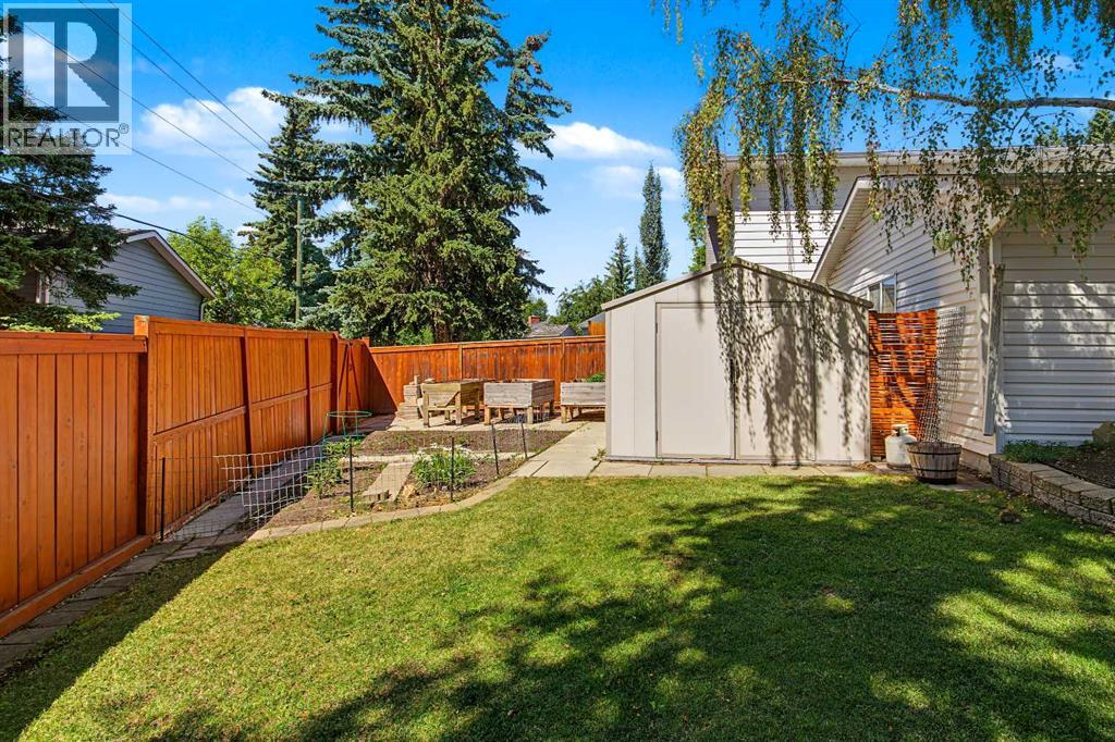 5523 Dalhart Road NW, Calgary, Alberta  T3A 1S3 - Photo 33 - A2330949