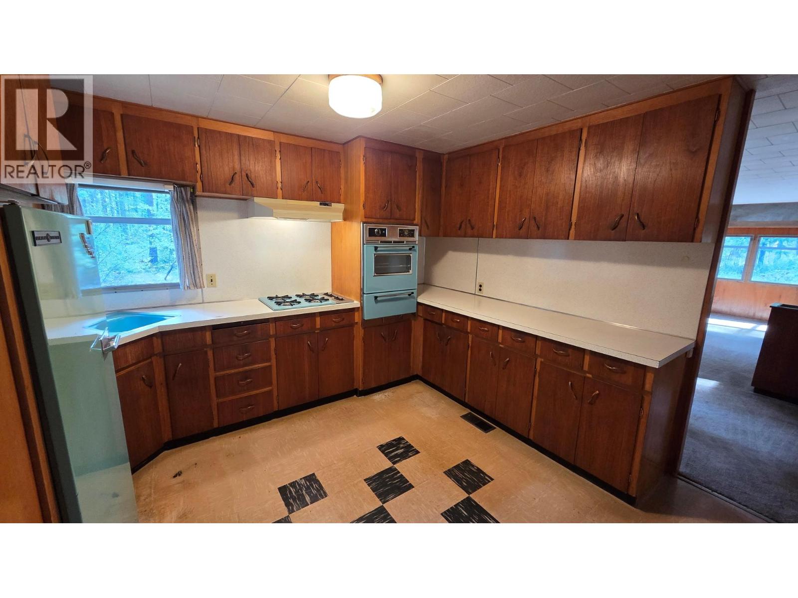 8025 Sorensen Road, Kimberley, British Columbia V1A 3M3 - Photo 23 - 10388956