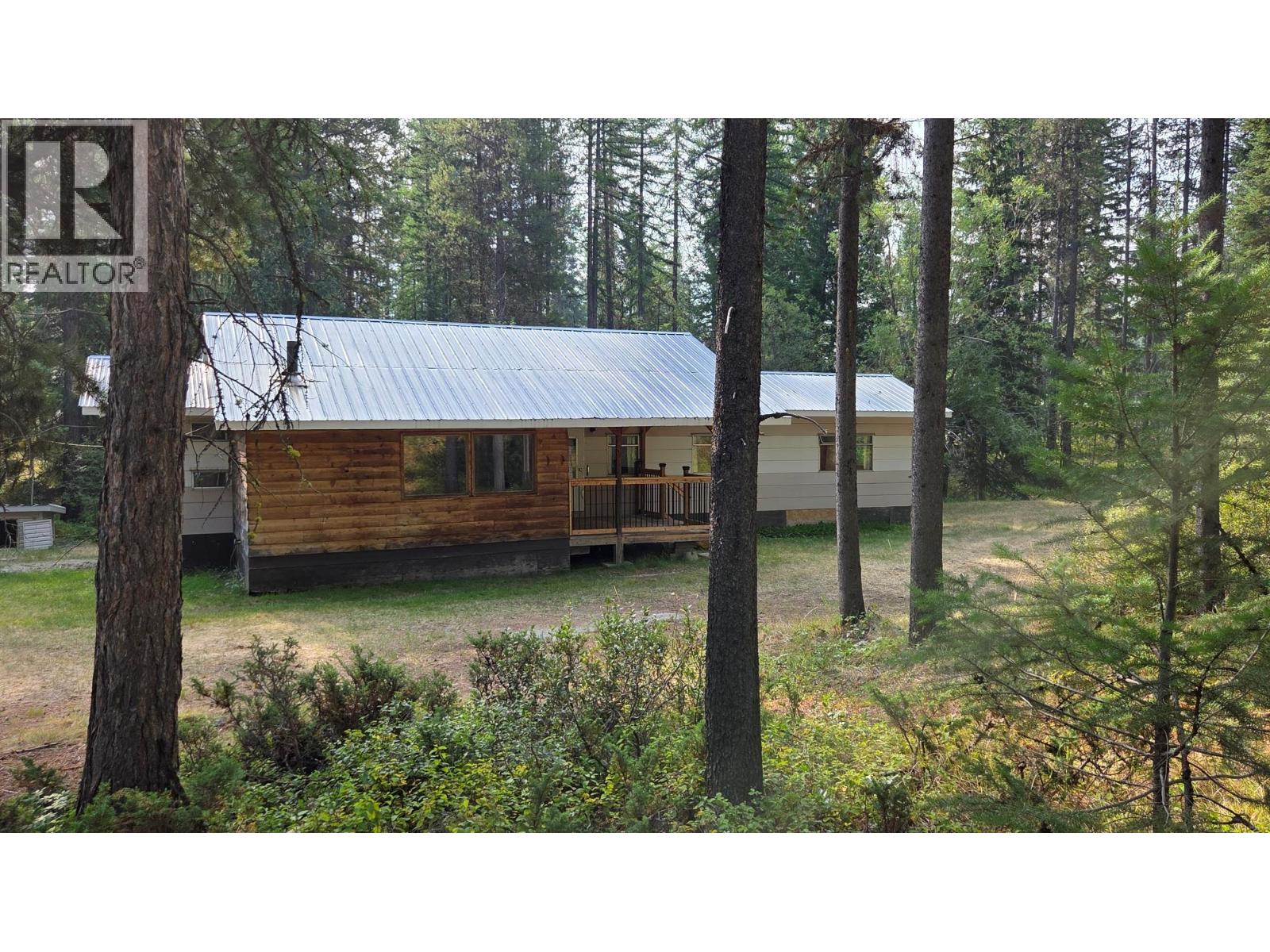 8025 Sorensen Road, Kimberley, British Columbia V1A 3M3 - Photo 3 - 10388956