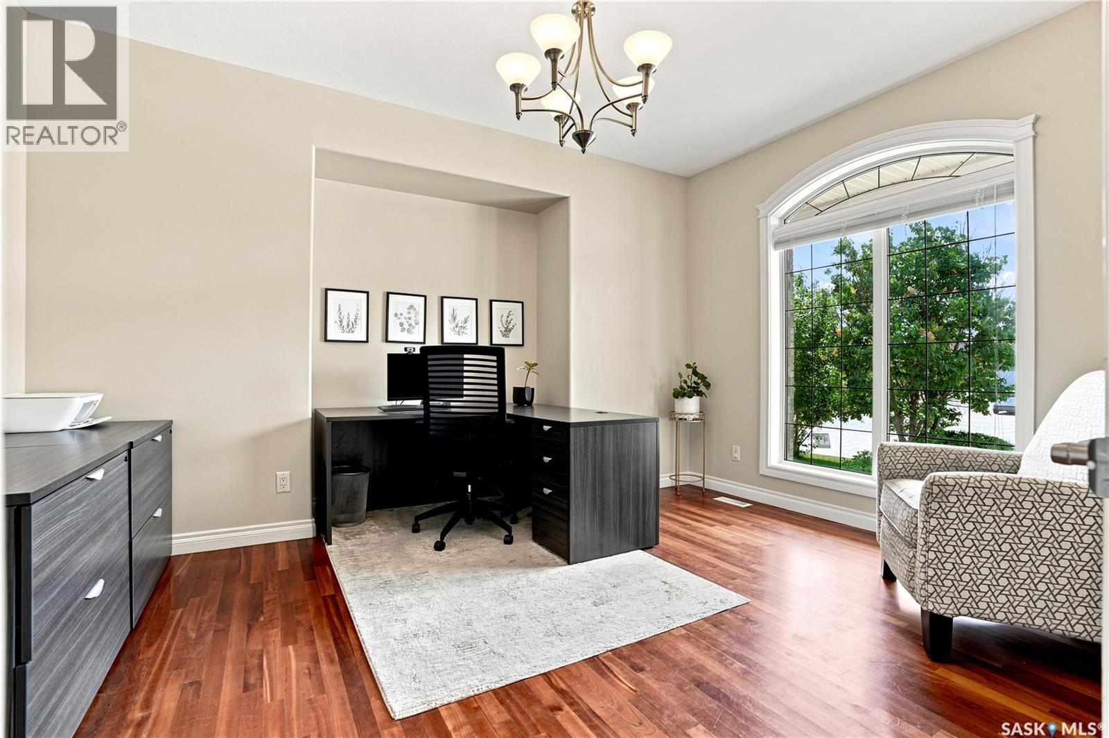 718 Brookhurst Lane, Saskatoon, Saskatchewan  S7V 1G1 - Photo 4 - SK044733