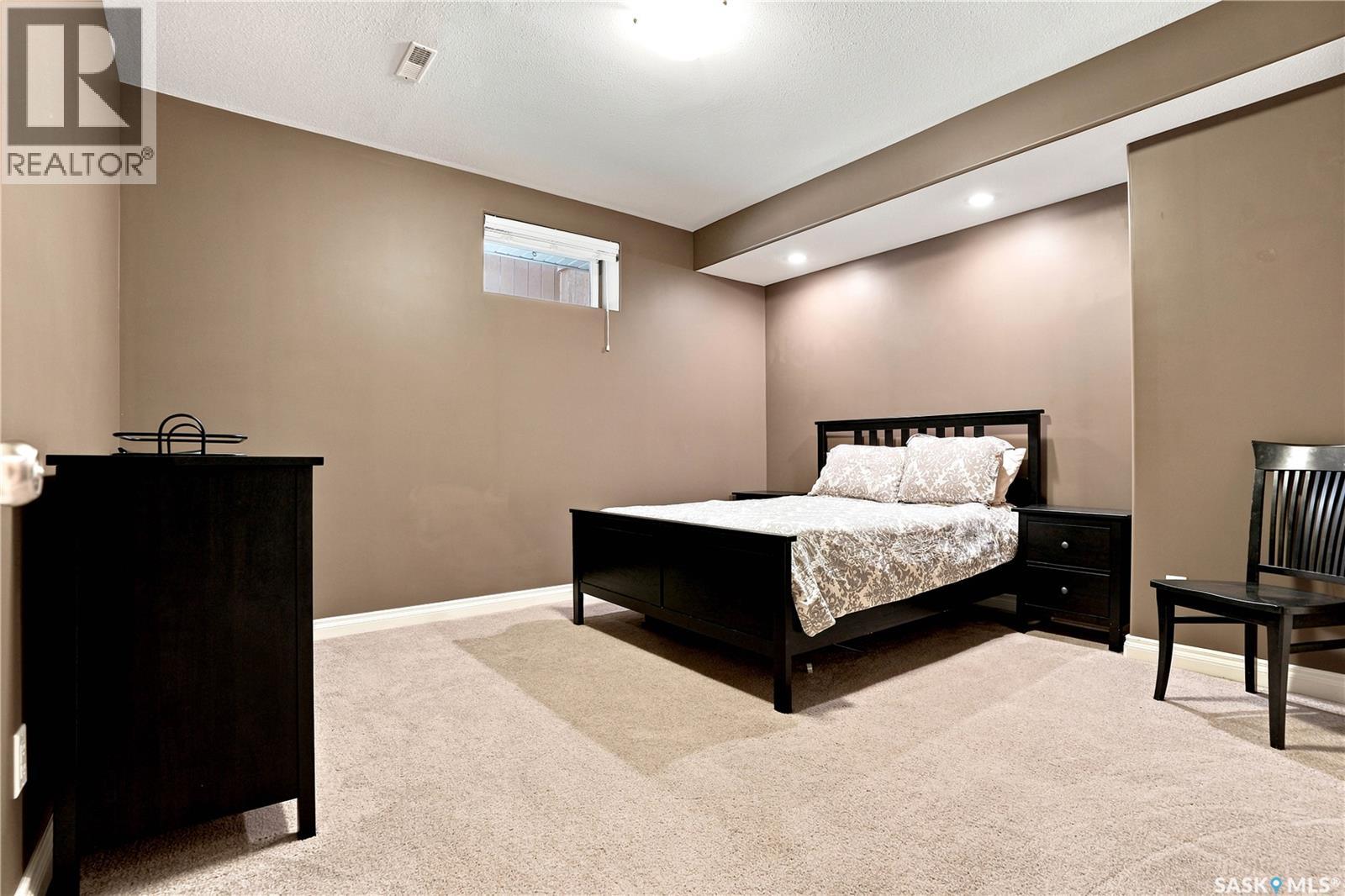 718 Brookhurst Lane, Saskatoon, Saskatchewan  S7V 1G1 - Photo 41 - SK044733