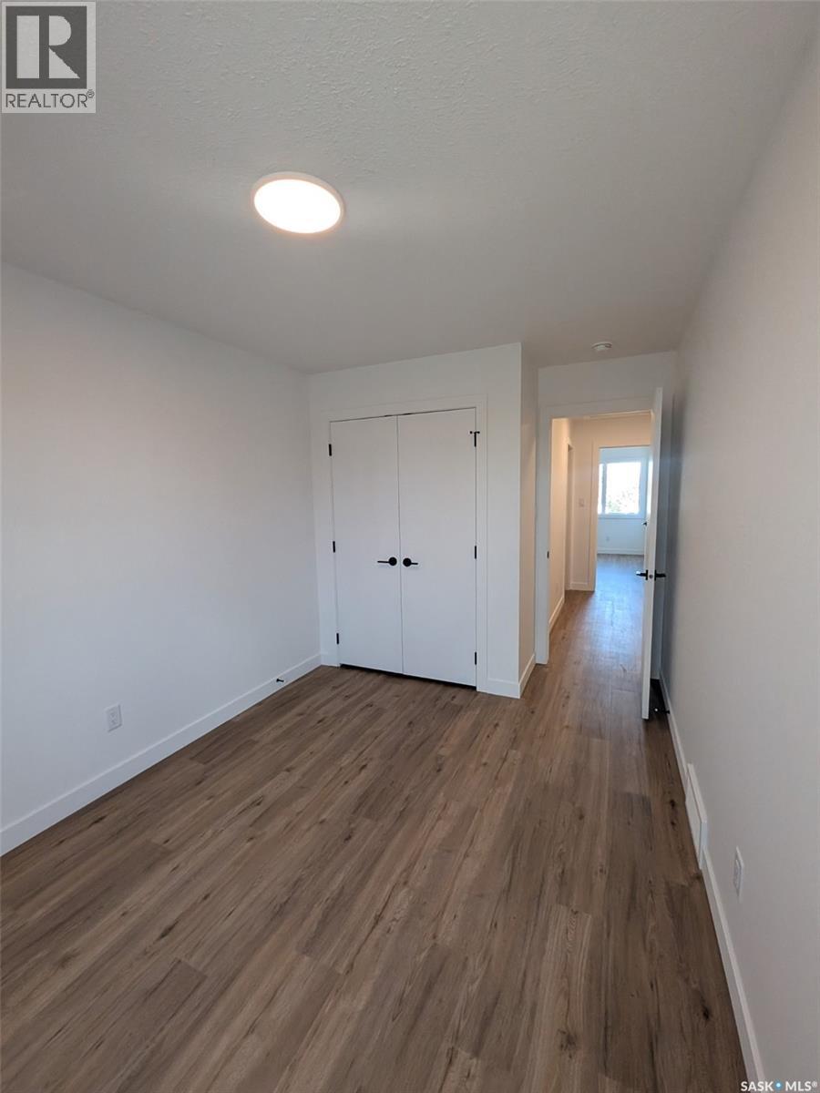 2460 Lindsay Street, Regina, Saskatchewan  S4N 3C6 - Photo 10 - SK044683