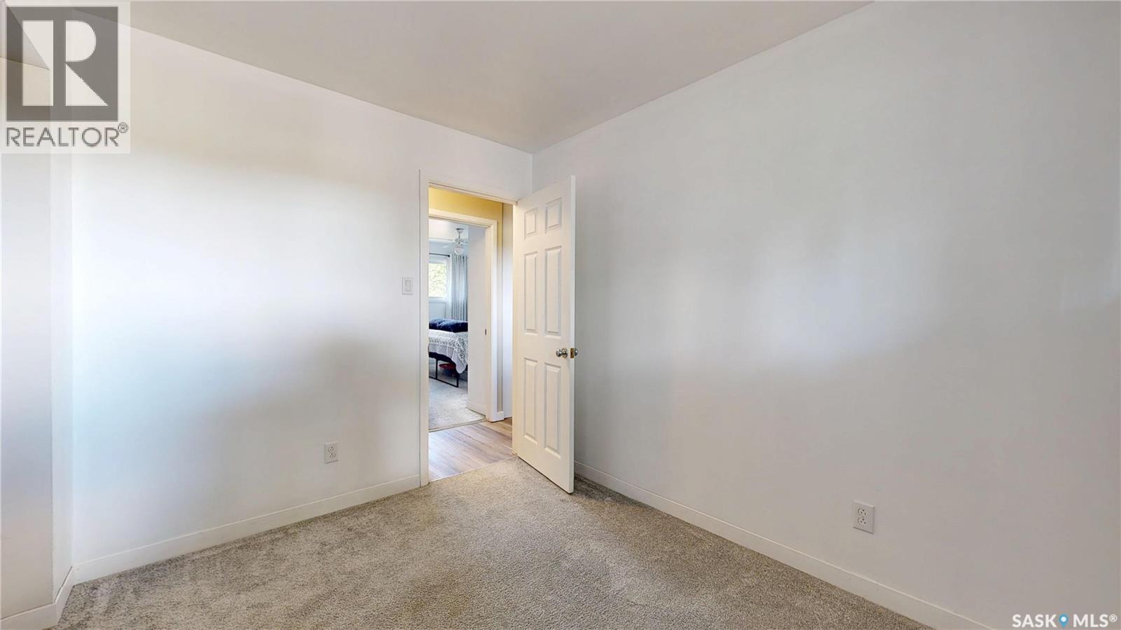 68 Cameron Crescent, Regina, Saskatchewan  S4S 2X2 - Photo 27 - SK044617