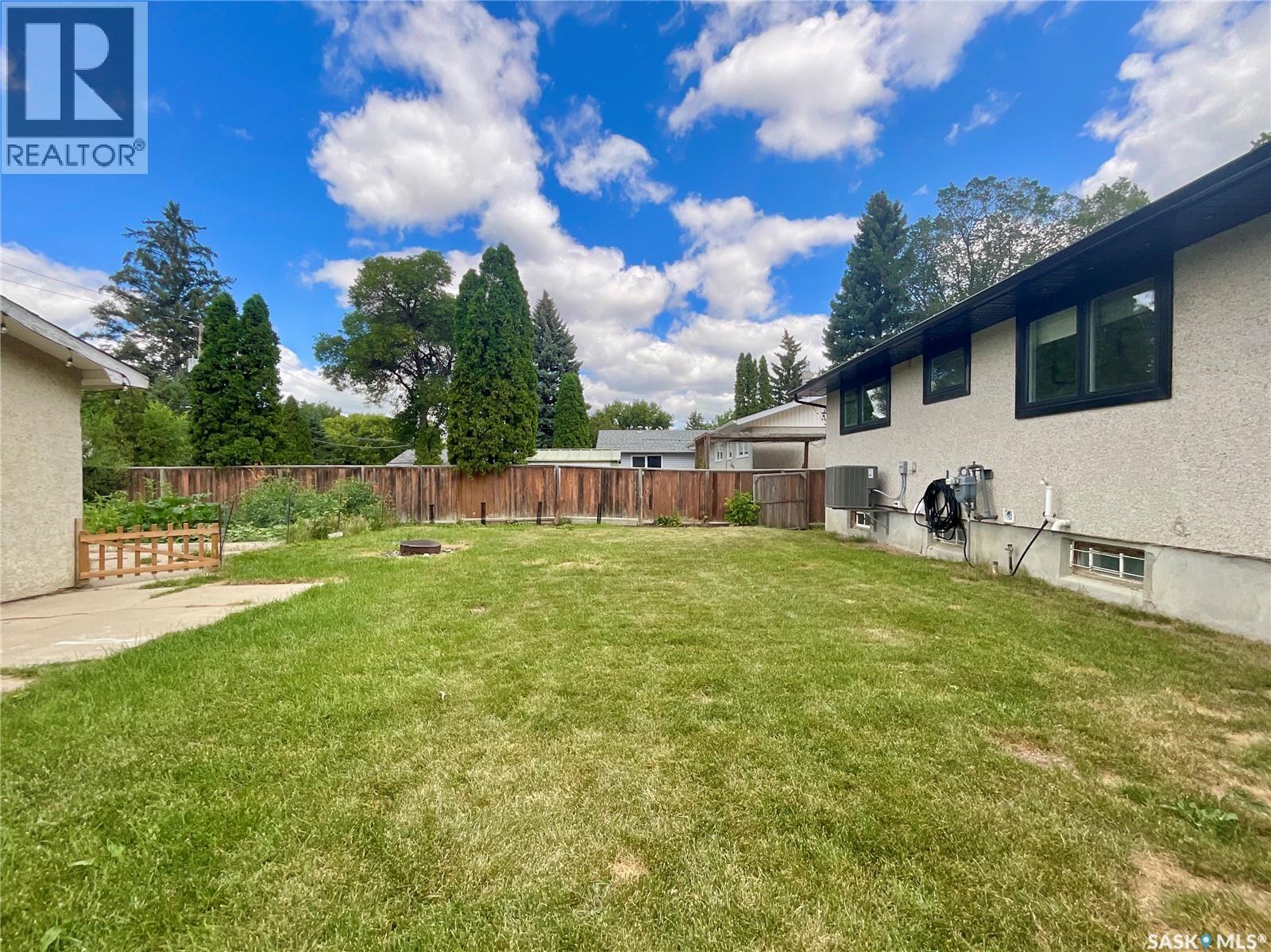 68 Cameron Crescent, Regina, Saskatchewan  S4S 2X2 - Photo 51 - SK044617