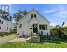 6 CEDARDALE AVENUE, St. Catharines, Ontario