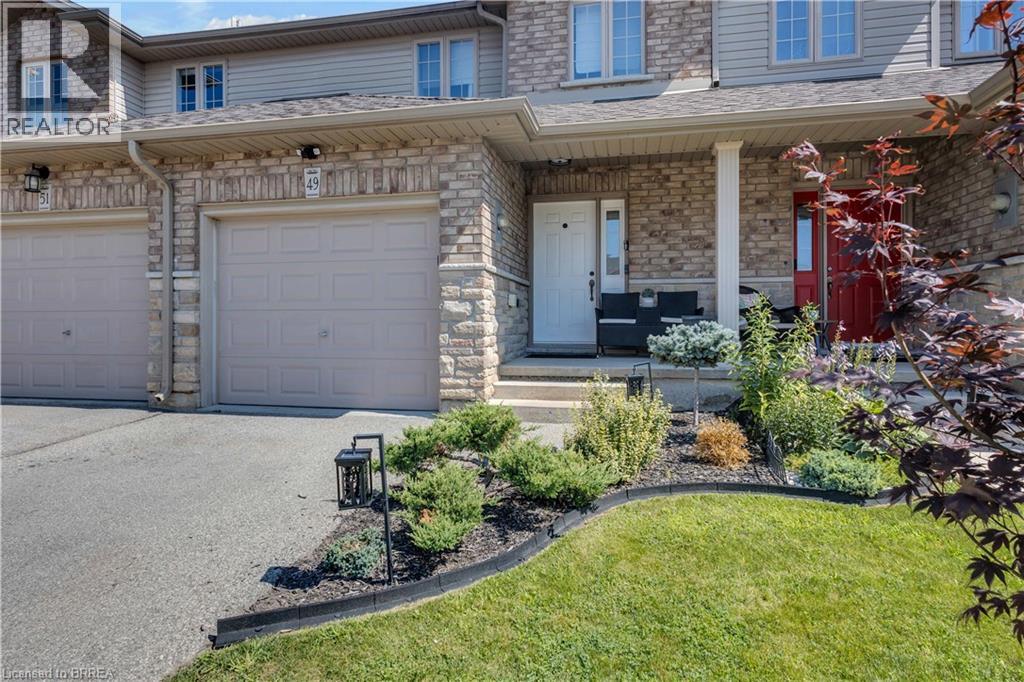 49 Banks Street, Brantford, Ontario  N3T 0H6 - Photo 2 - 40852859