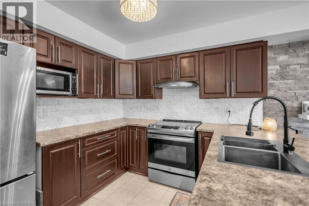 49 Banks Street, Brantford, Ontario  N3T 0H6 - Photo 14 - 40852859
