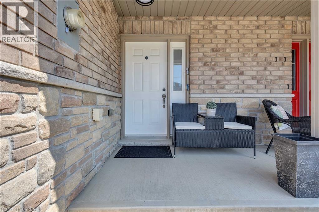 49 Banks Street, Brantford, Ontario  N3T 0H6 - Photo 3 - 40852859