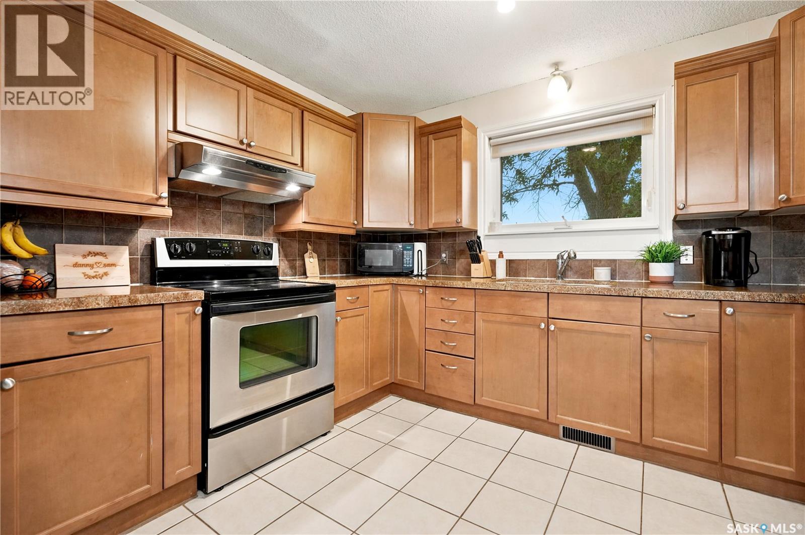 1063 Dorothy Street, Regina, Saskatchewan  S4X 1E8 - Photo 9 - SK044493