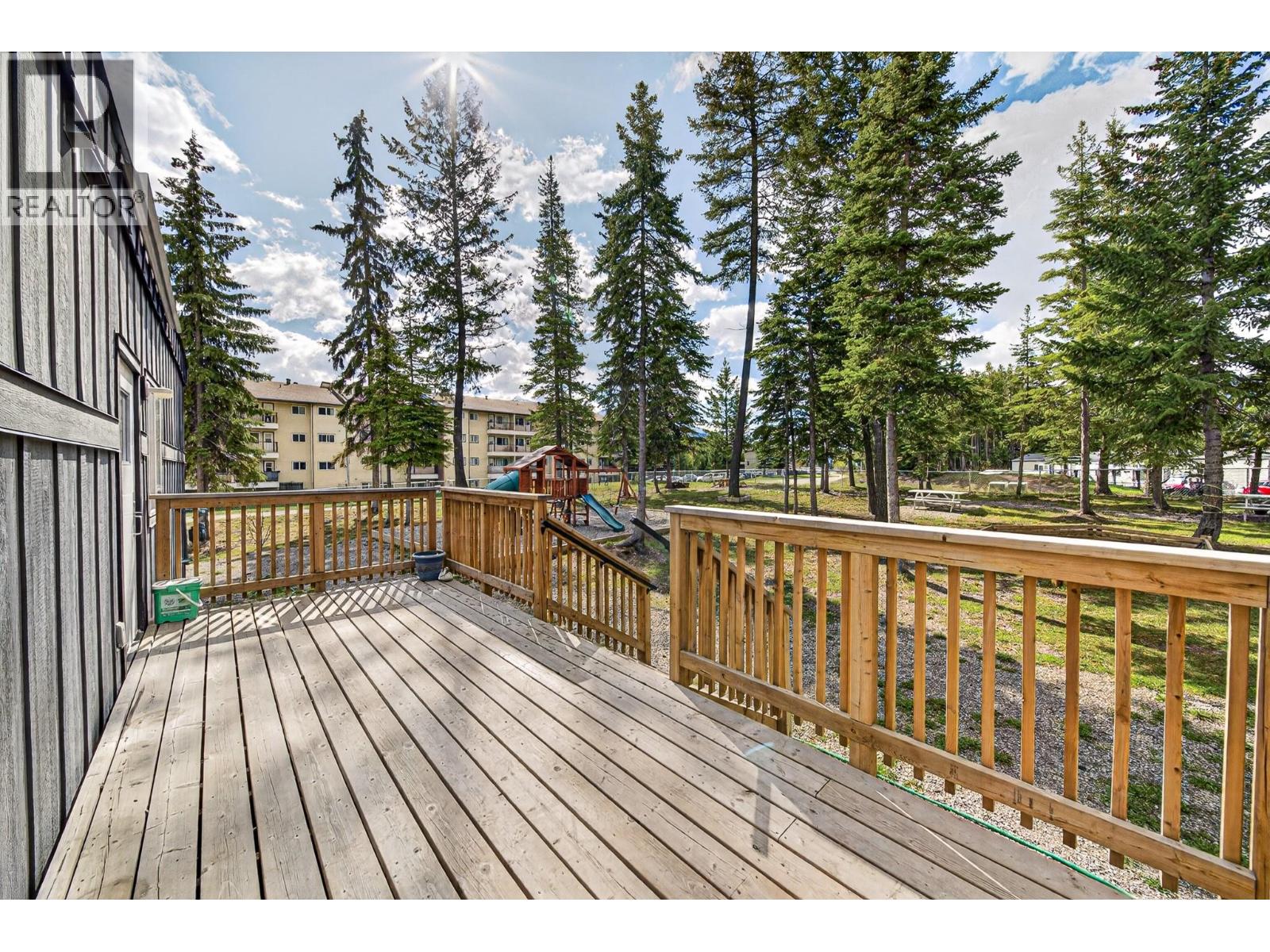 2100 Balmer Drive, Elkford, British Columbia  V0B 1H0 - Photo 26 - 10387712