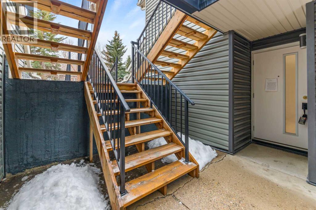 129, 46 Glamis Green Sw, Calgary, Alberta  T2E 6S4 - Photo 3 - A2309322