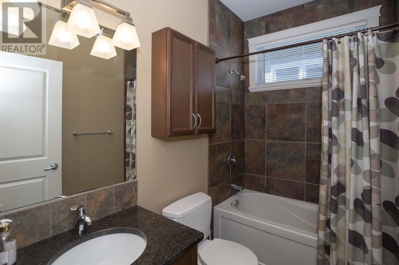 706 Weiler Blvd, Thunder Bay, Ontario  P7C 0A7 - Photo 24 - TB2602258
