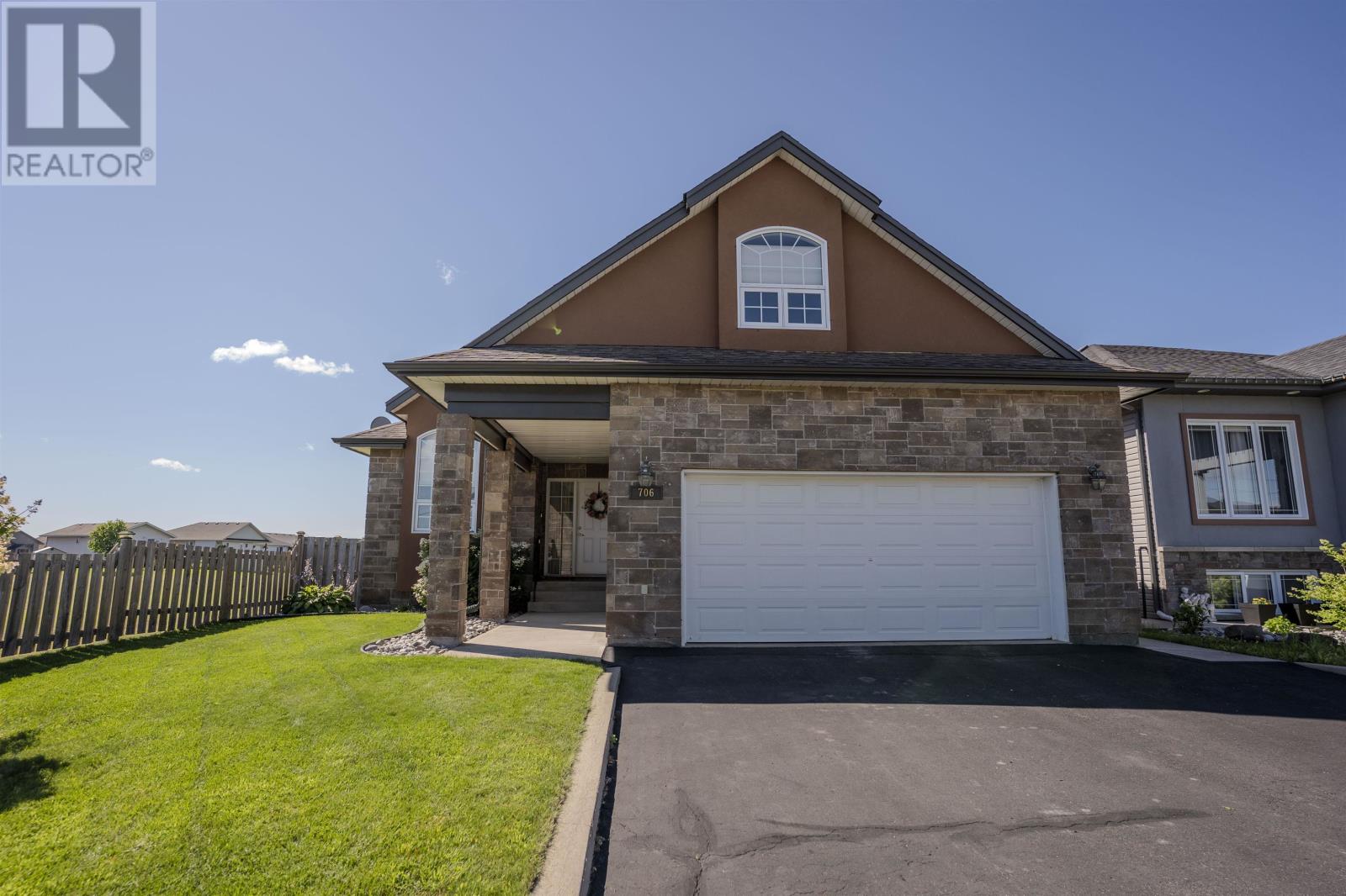 706 Weiler Blvd, Thunder Bay, Ontario  P7C 0A7 - Photo 41 - TB2602258