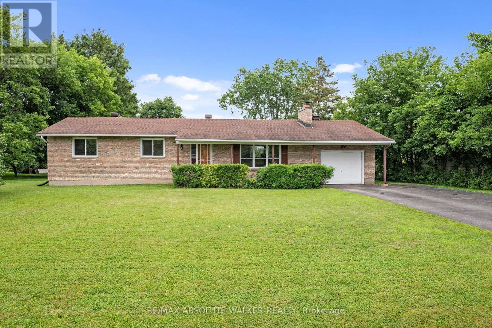 1447 STAGECOACH ROAD, Ottawa, Ontario