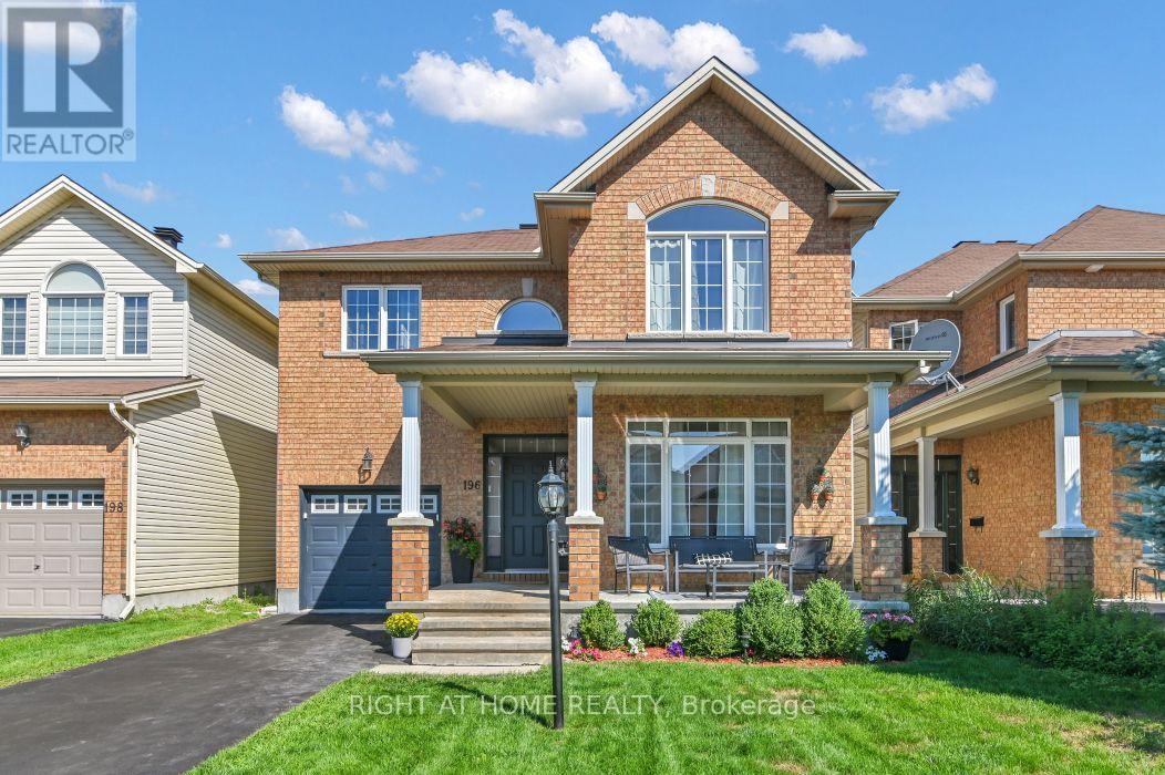 196 LAMPLIGHTERS DRIVE, Ottawa, Ontario