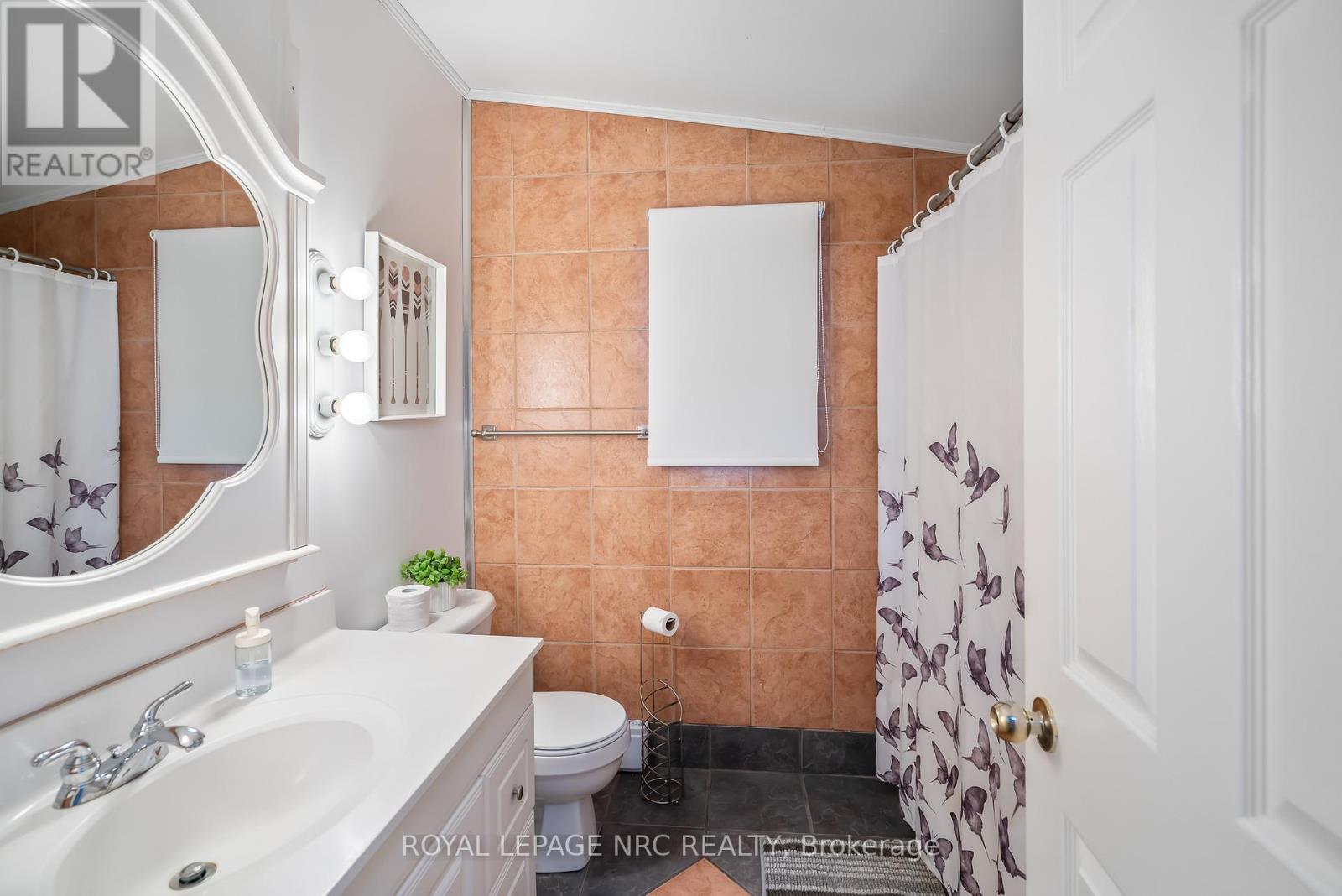 310 Eastwood Avenue, Fort Erie, Ontario  L0S 1B0 - Photo 12 - X13645392