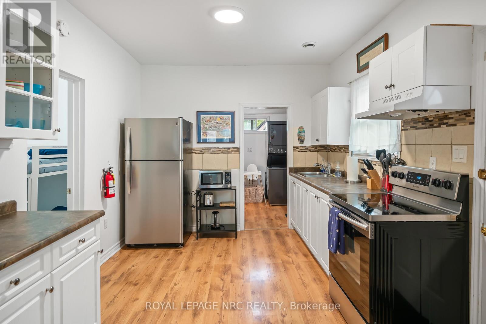 310 Eastwood Avenue, Fort Erie, Ontario  L0S 1B0 - Photo 7 - X13645392