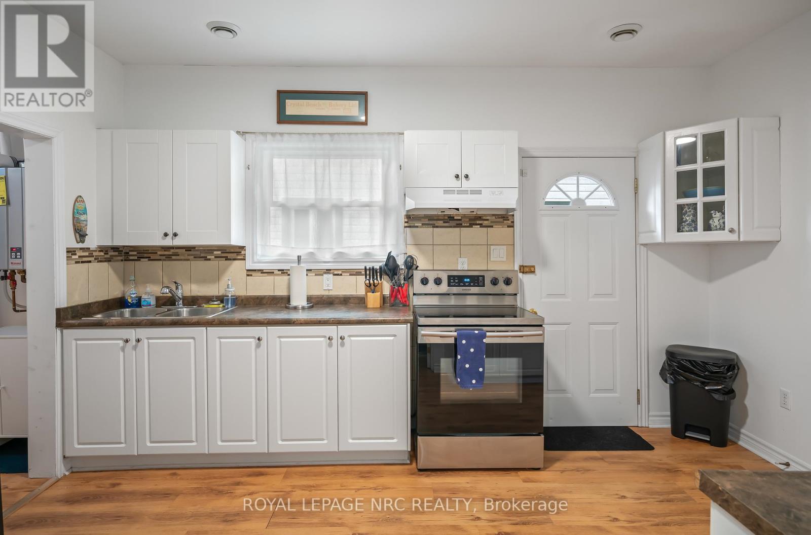 310 Eastwood Avenue, Fort Erie, Ontario  L0S 1B0 - Photo 8 - X13645392