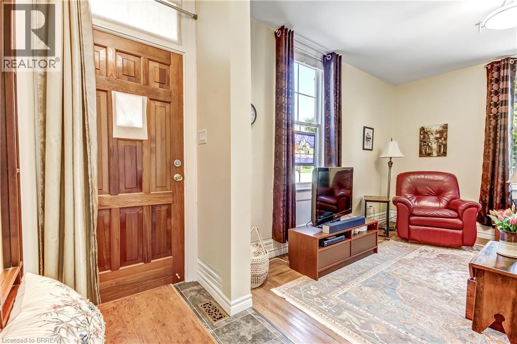 6 Tolhurst Avenue, St. George, Ontario  N0E 1N0 - Photo 3 - 40853261