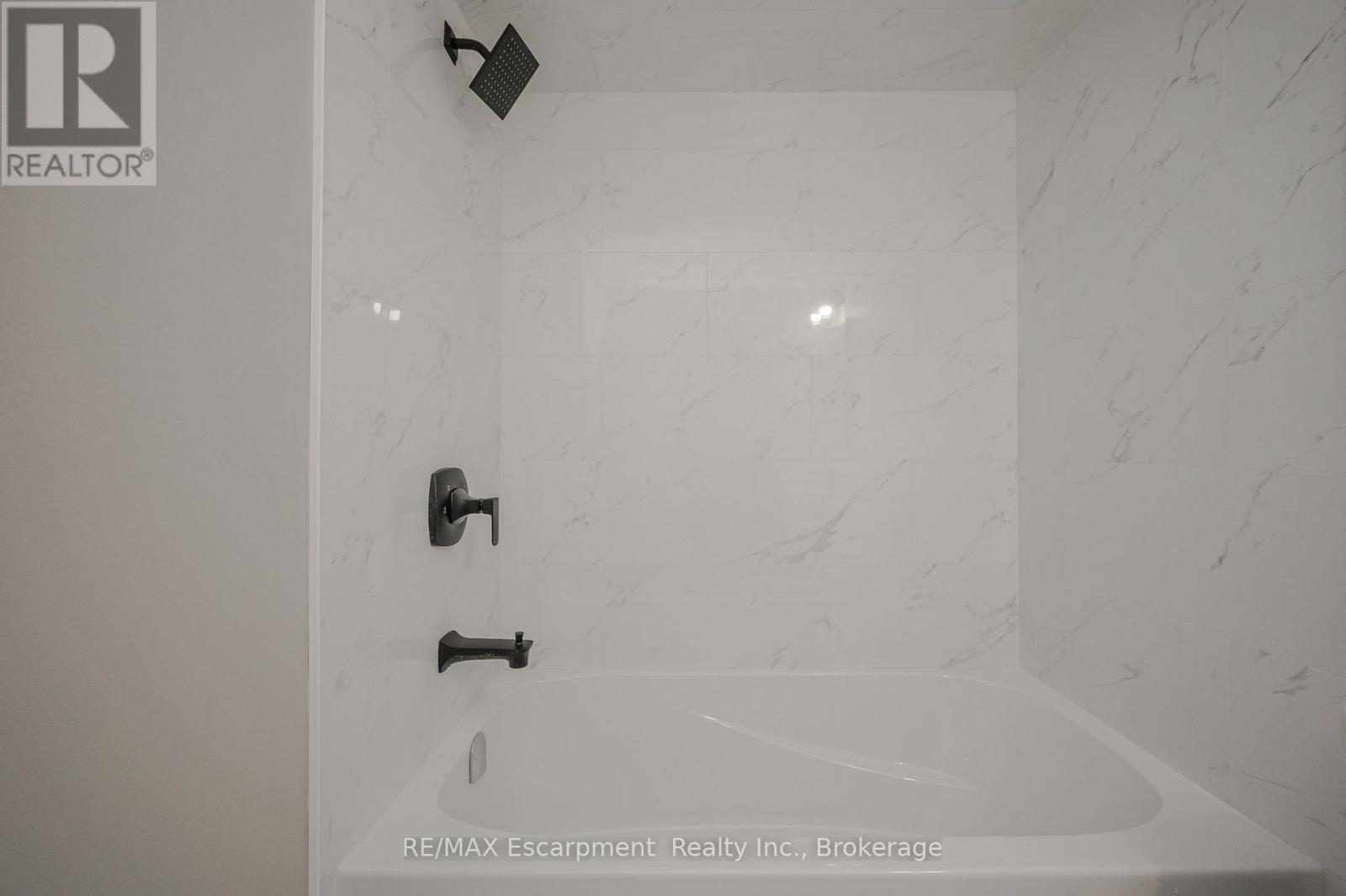 Lower Unit - 144 East 44th Street, Hamilton, Ontario  L8T 3H2 - Photo 18 - X13645330