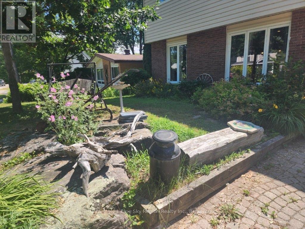 14 Birch Street, North Bay, Ontario  P1A 1R8 - Photo 2 - X13645366
