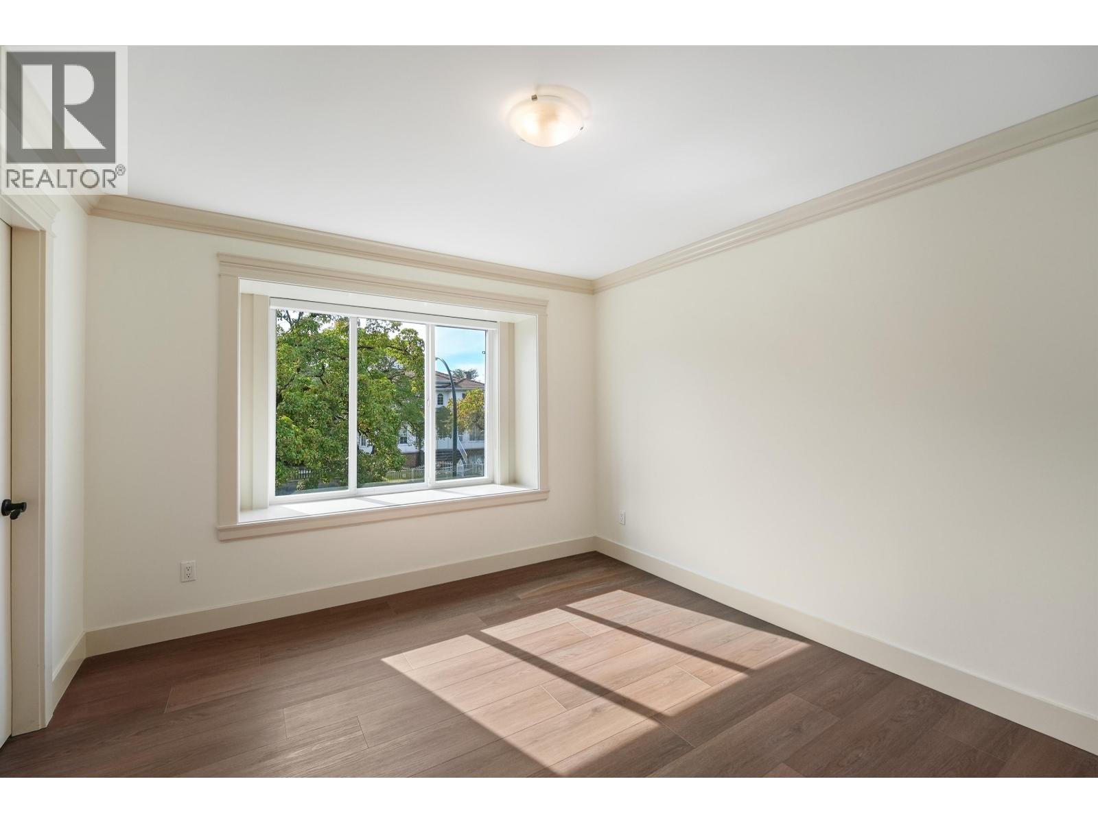 5454 Slocan St Street, Vancouver, British Columbia  V5R 2B1 - Photo 19 - R3153283