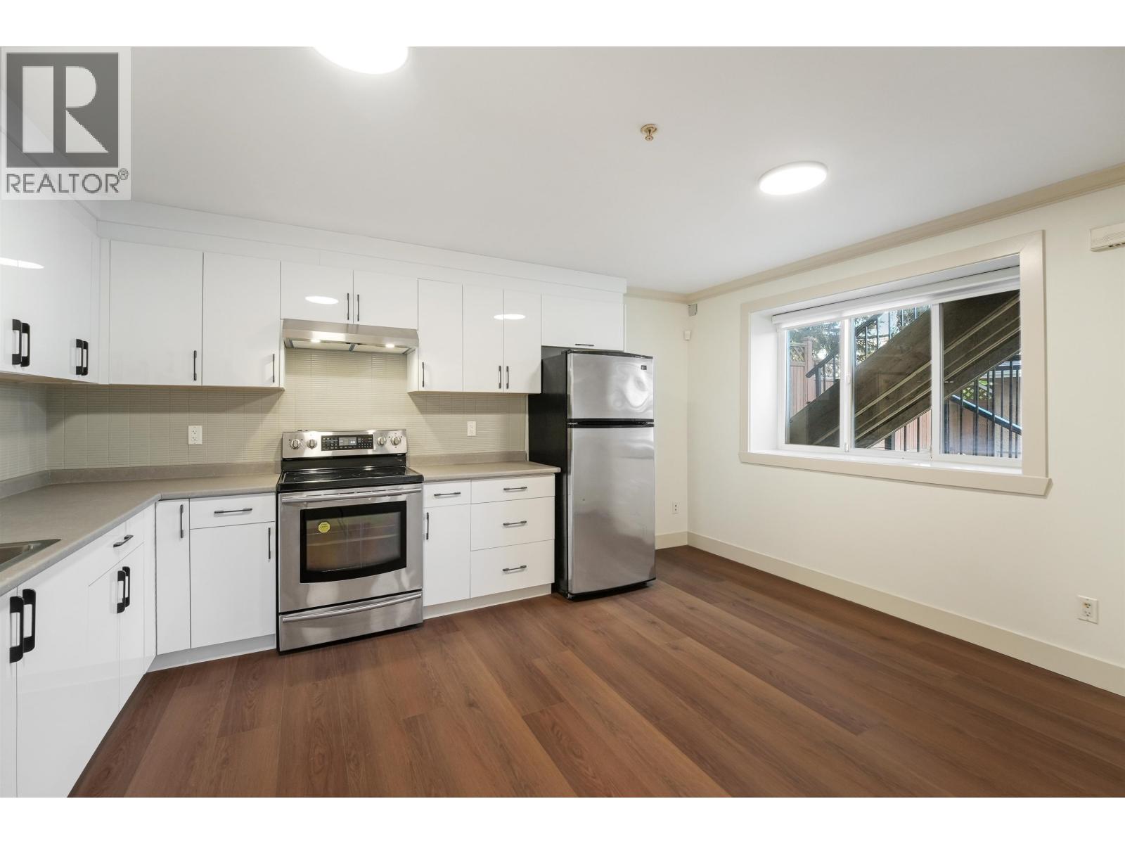 5454 Slocan St Street, Vancouver, British Columbia  V5R 2B1 - Photo 27 - R3153283
